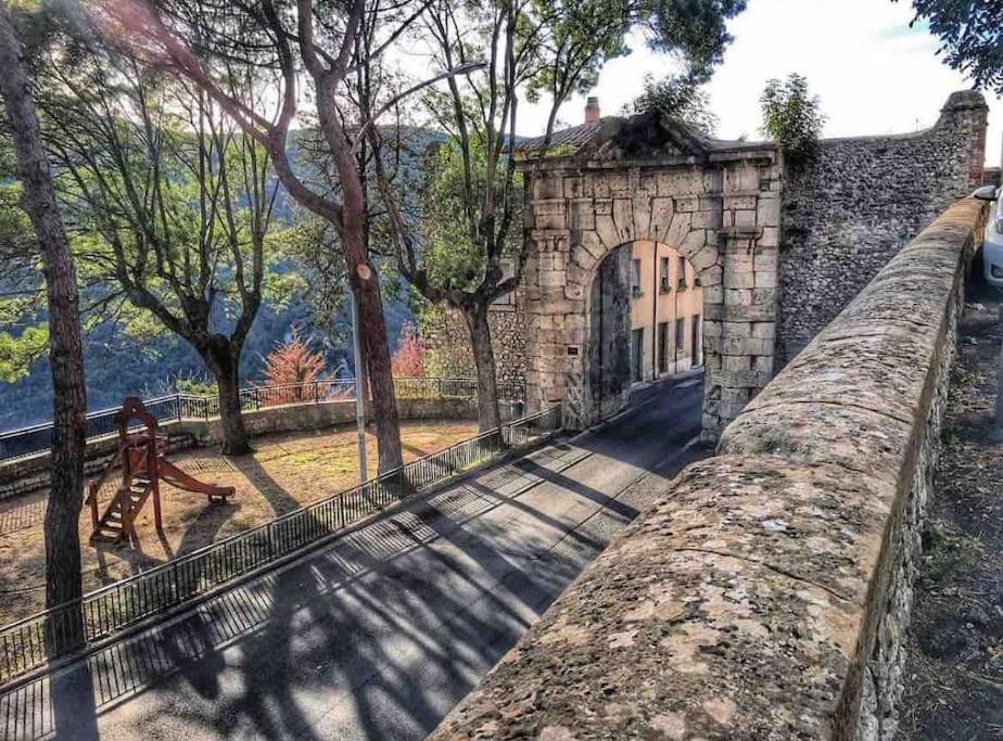 Fresco E Colorato Appartamentino In Narni Scalo 외부 사진